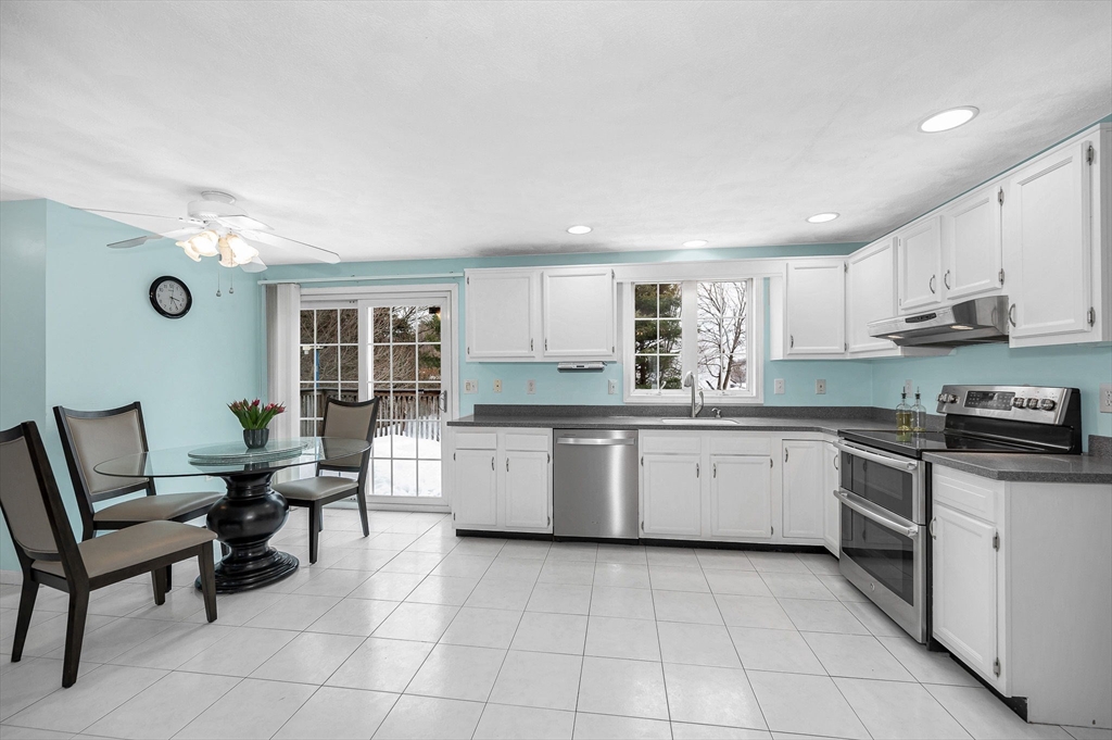 3 Molloy Road Wilmington, MA 01887 - Photo 8 of 31