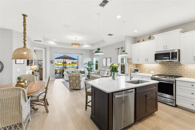 $415,000 | 17975 Franklin Park Court, Venice, FL 34293