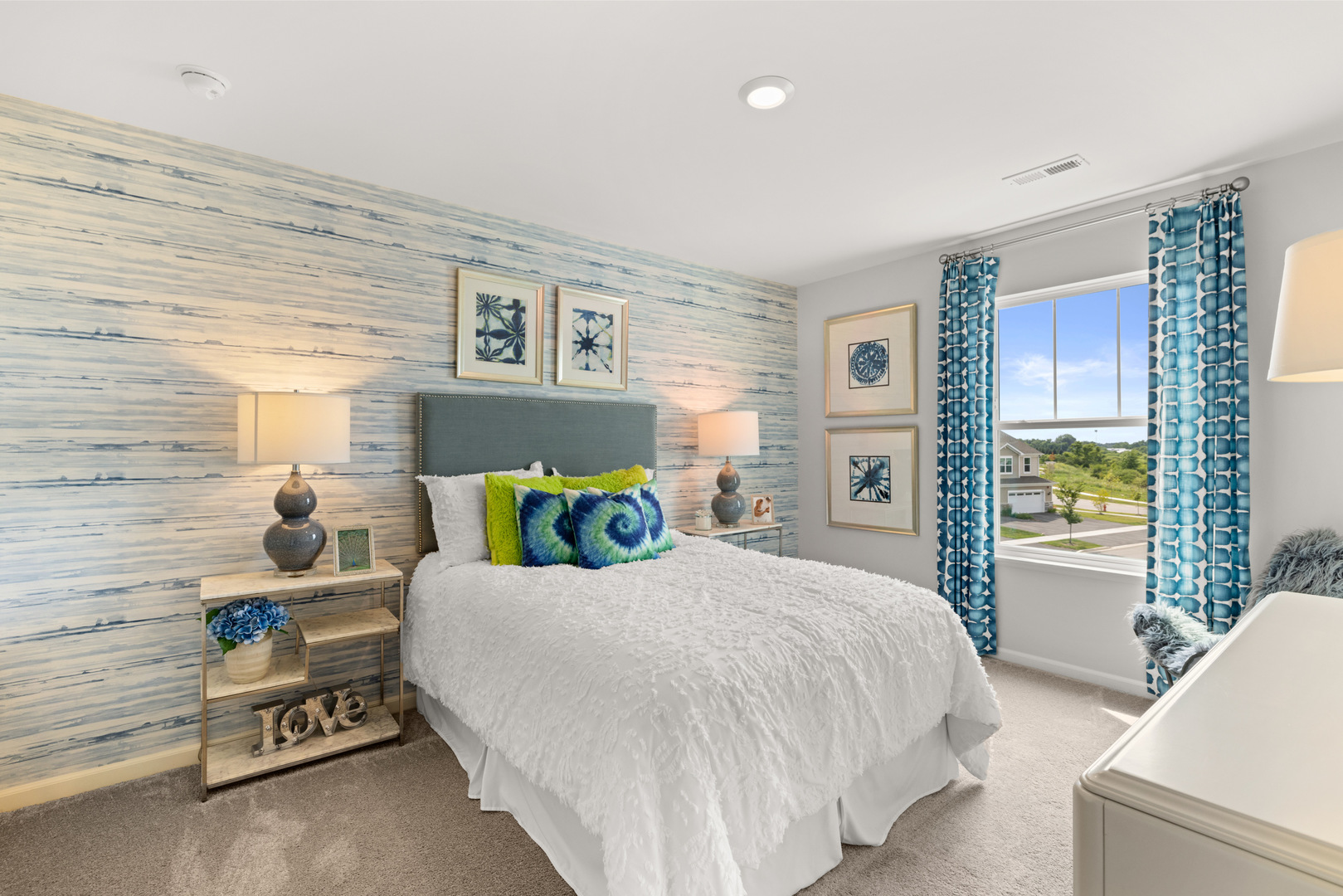 547 Wolverine Drive Aurora, IL 60502 - Photo 22 of 30 a bedroom with a bed and wooden floor