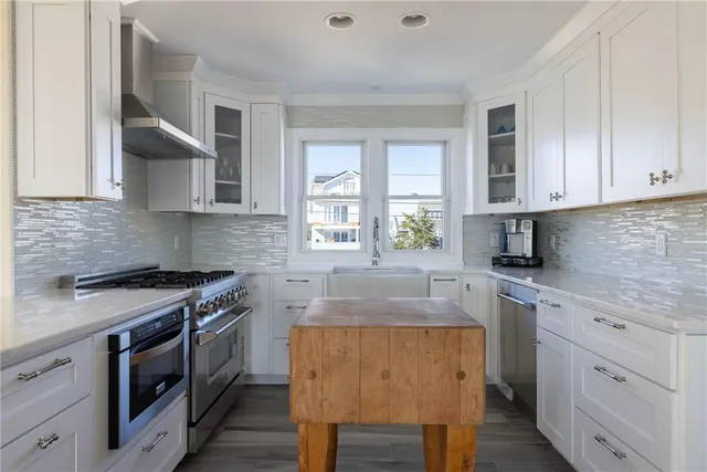 $3,750,000 | 119 Atlantic Avenue, Westerly, RI 02891