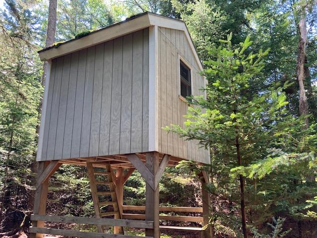 548 Point Road Hancock, ME 04640 - Photo 33 of 47 Studio/playhouse.