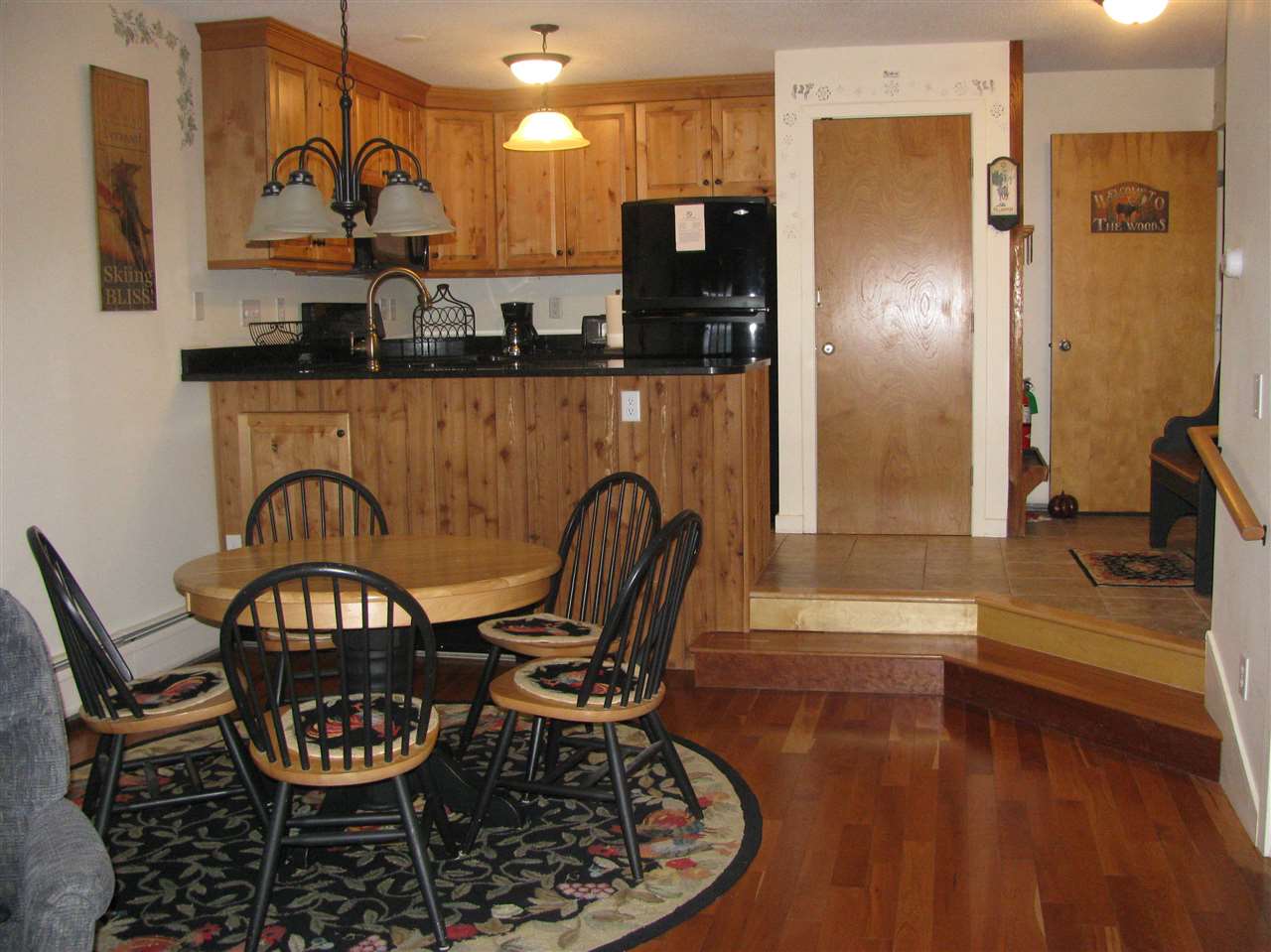 185 Village Circle Road, Unit V23 Killington, VT 05751 - Photo 4 of 15 Gallery Image 4