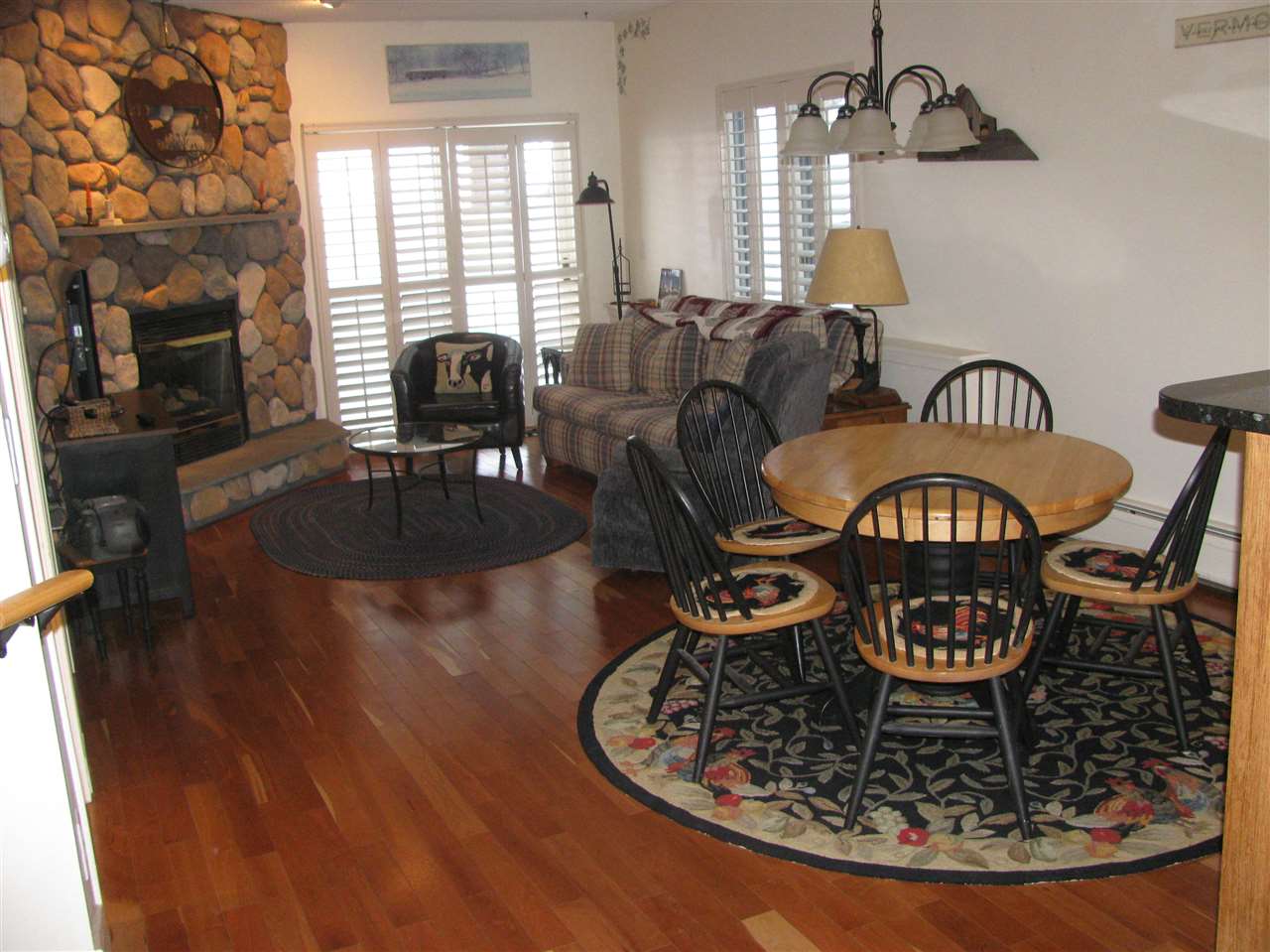 185 Village Circle Road, Unit V23 Killington, VT 05751 - Photo 7 of 15 Gallery Image 7