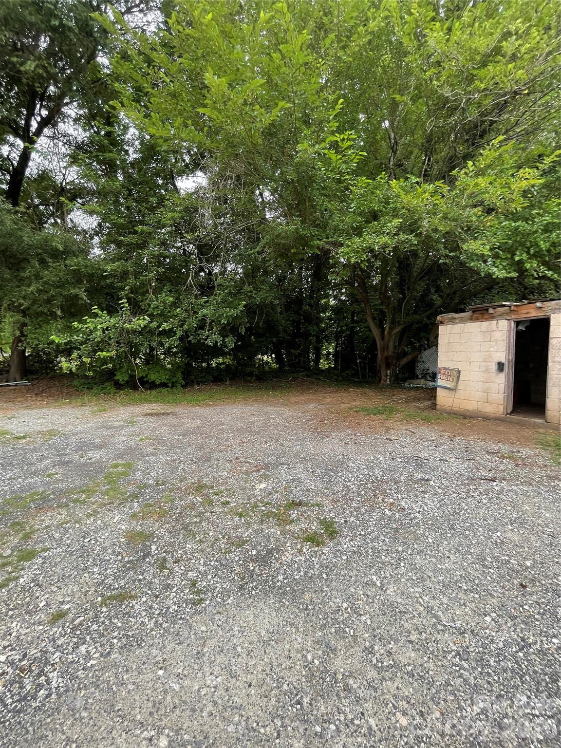411 Klumac Road Salisbury, NC 28144 - Photo 4 of 10
