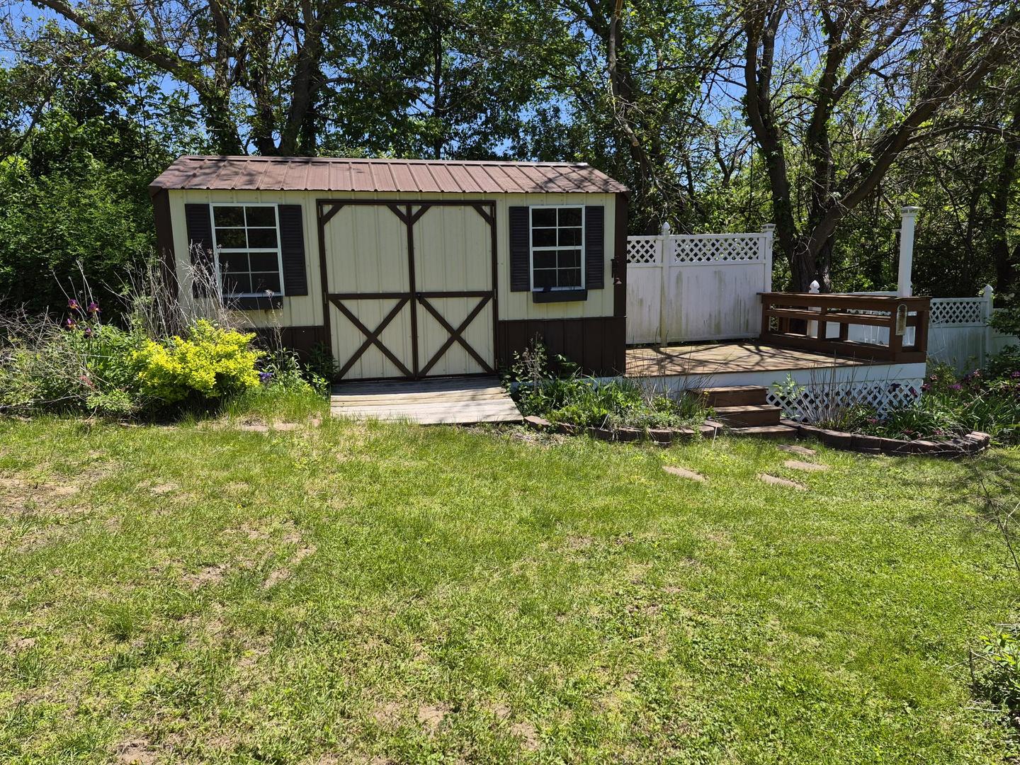 112 Valley View Road Galesburg, IL 61401 - Photo 5 of 66
