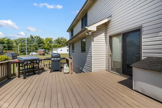 $450,000 | 413 North Gray Road, Connersville, IN 47331