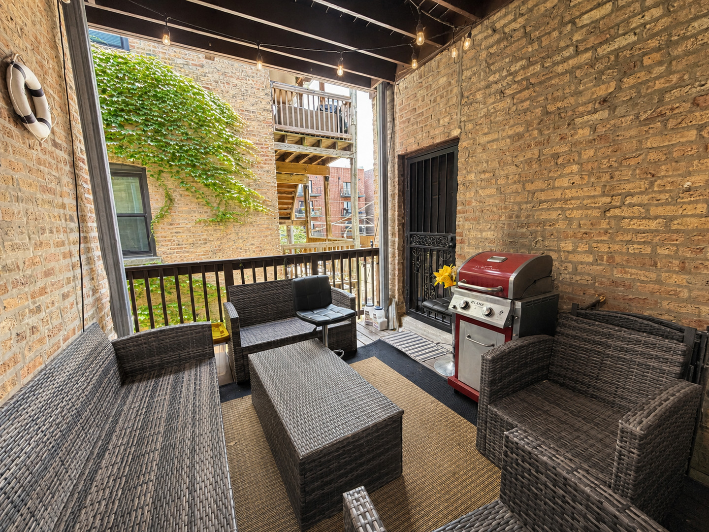 925 West Addison Street, Unit 2C Chicago, IL 60613 - Photo 7 of 7 Gallery Image 7