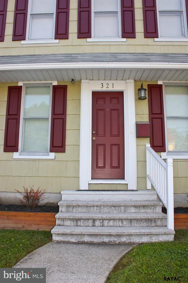 321 Spring Avenue Hanover, PA 17331 - Photo 2 of 19 Gallery Image 2
