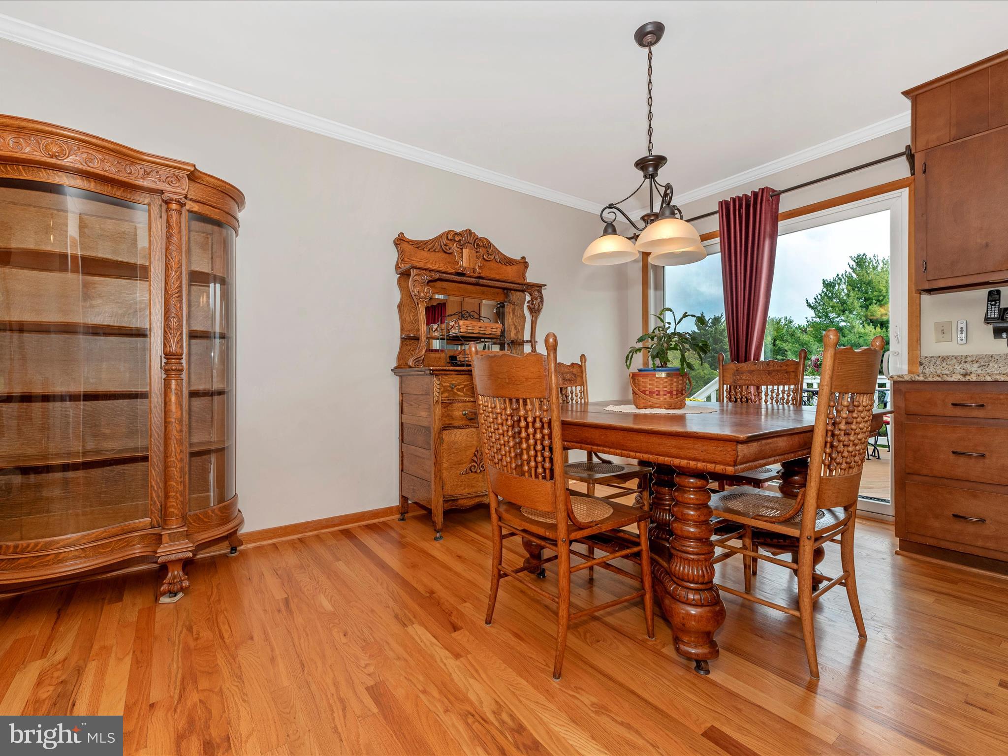 10234 Allview Drive Frederick, MD 21701 - Photo 12 of 52 Dining Room