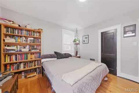 $445,000 | 5044 Lindenwood Avenue, St. Louis, MO 63109