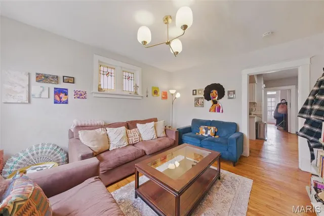 $445,000 | 5044 Lindenwood Avenue, St. Louis, MO 63109