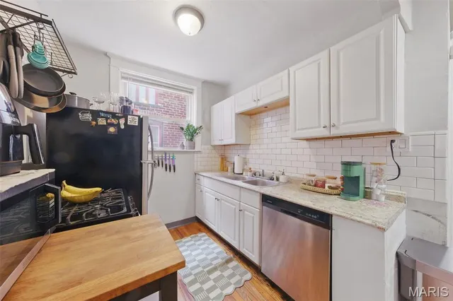 $445,000 | 5044 Lindenwood Avenue, St. Louis, MO 63109