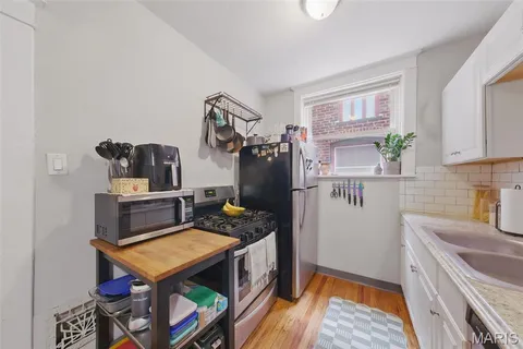 $445,000 | 5044 Lindenwood Avenue, St. Louis, MO 63109