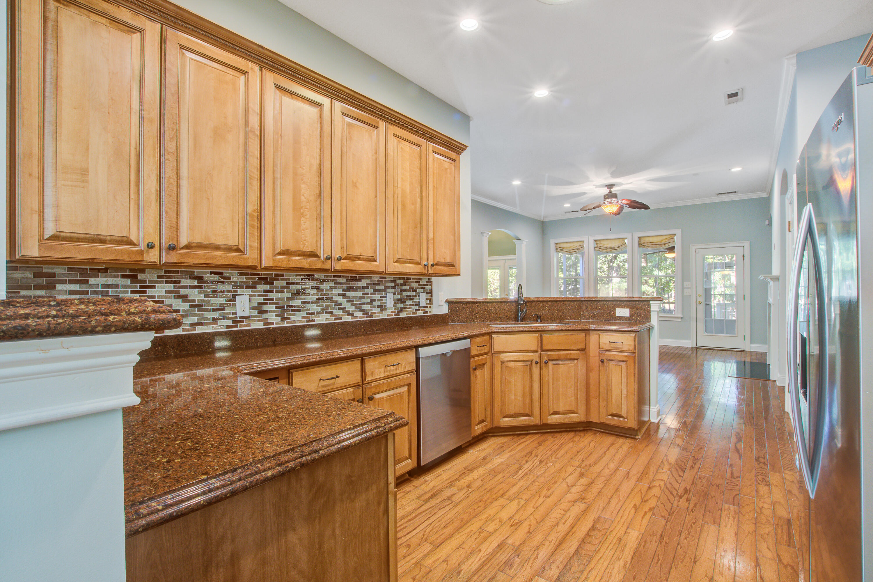 1912 Hall Point Road Mount Pleasant, SC 29466 - Photo 12 of 51 1912_(12)