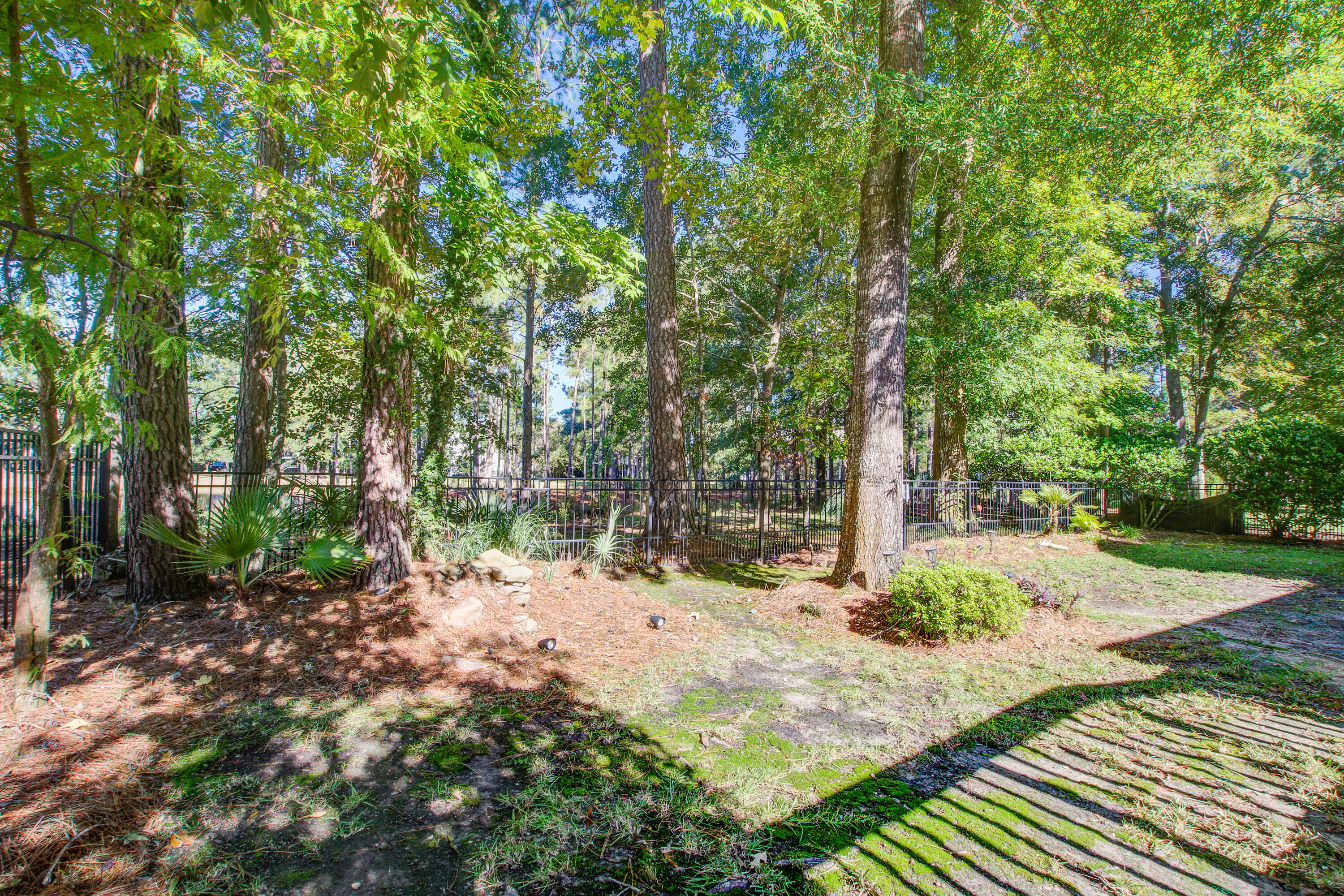 1912 Hall Point Road Mount Pleasant, SC 29466 - Photo 40 of 51 1912_(38)