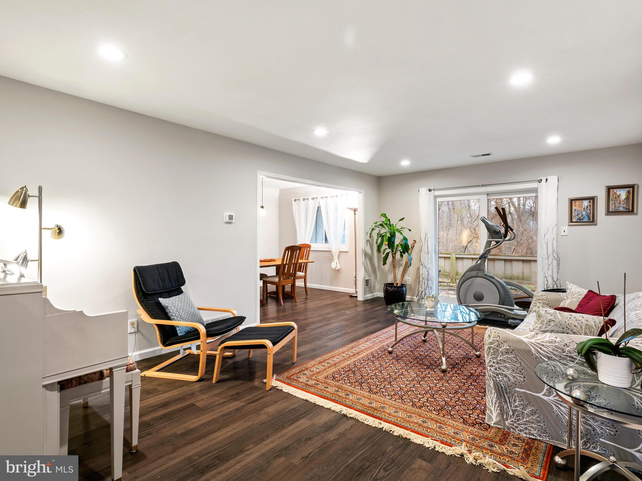 1102 Brinton Place Road, Unit 18 West Chester, PA 19380 - Photo 5 of 37 Spacious Living Room