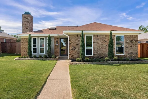 $349,900 | 2720 Oak Trail, Carrollton, TX 75007