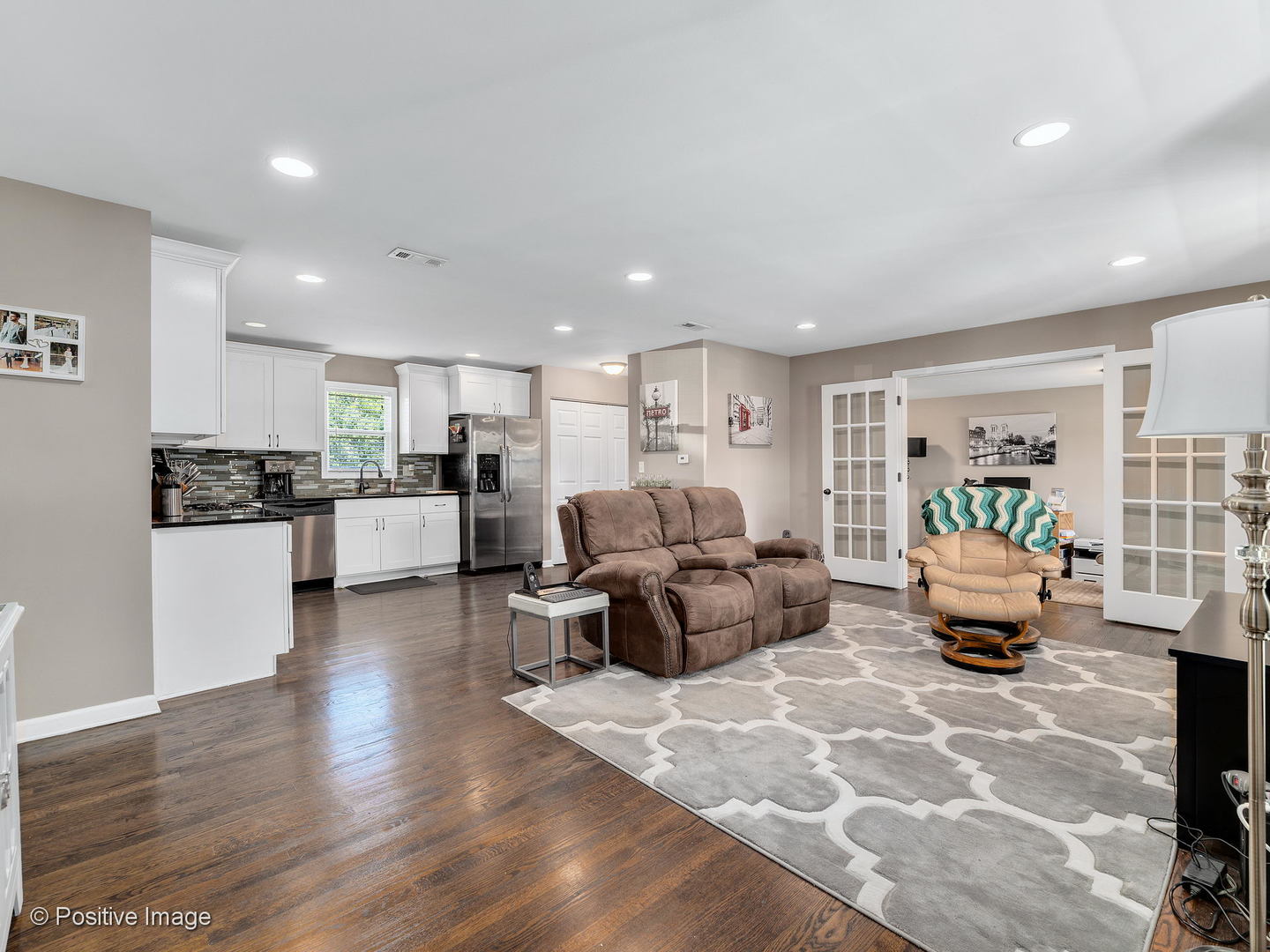 10 74th Street Darien, IL 60561 - Photo 4 of 22