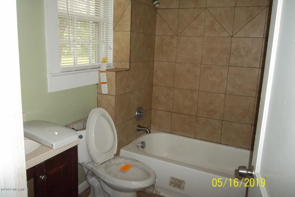 307 Roosevelt Road Jacksonville, NC 28540 - Photo 4 of 10 100_8346 (1024x684)