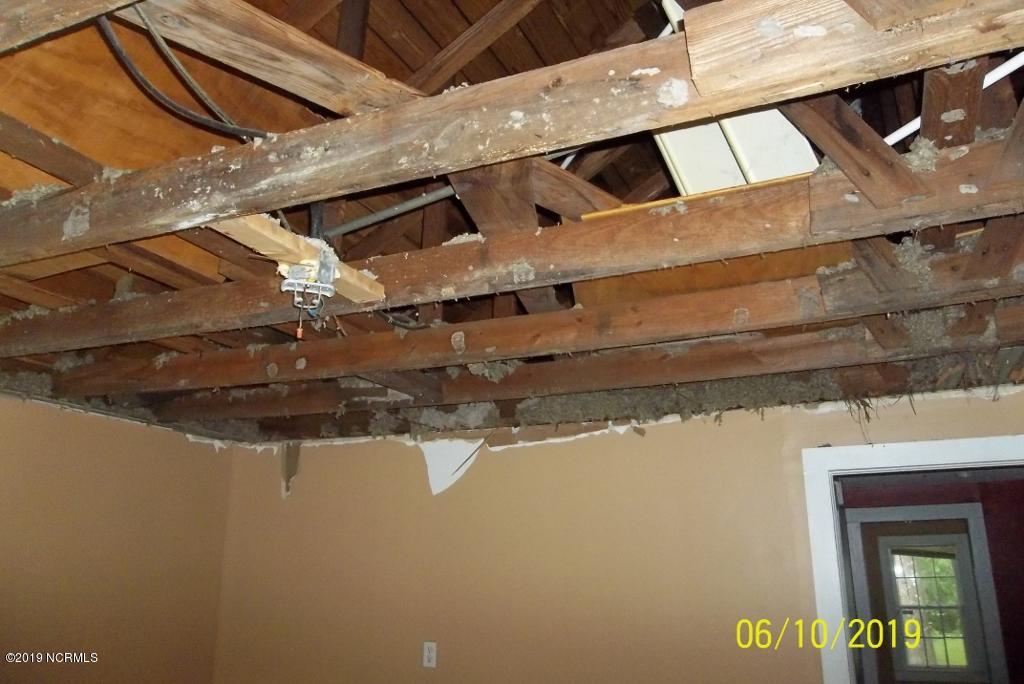 307 Roosevelt Road Jacksonville, NC 28540 - Photo 8 of 10 115_8517 (1024x684)