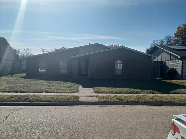 $252,500 | 7614 Ashcrest Lane, Dallas, TX 75249