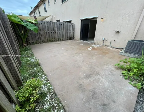 $3,000 | 15071 Southwest 116th Street, Miami, FL 33196