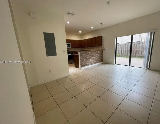 $3,000 | 15071 Southwest 116th Street, Miami, FL 33196