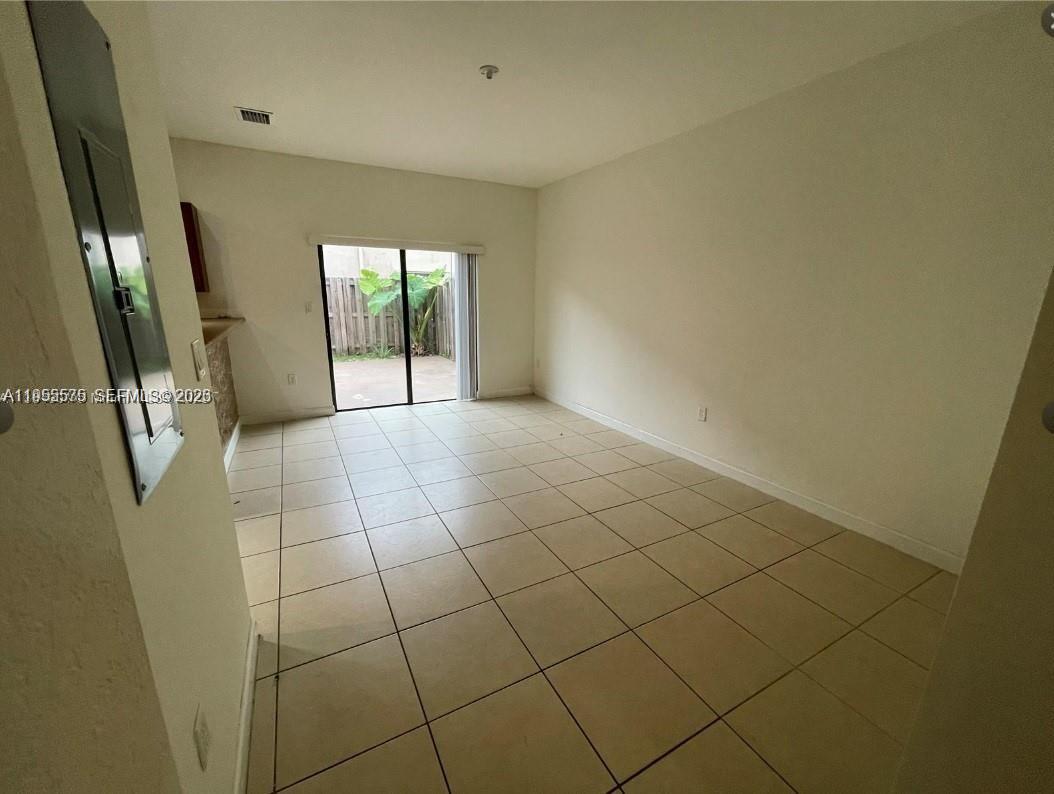 15071 Southwest 116th Street Miami, FL 33196 - Photo 8 of 31