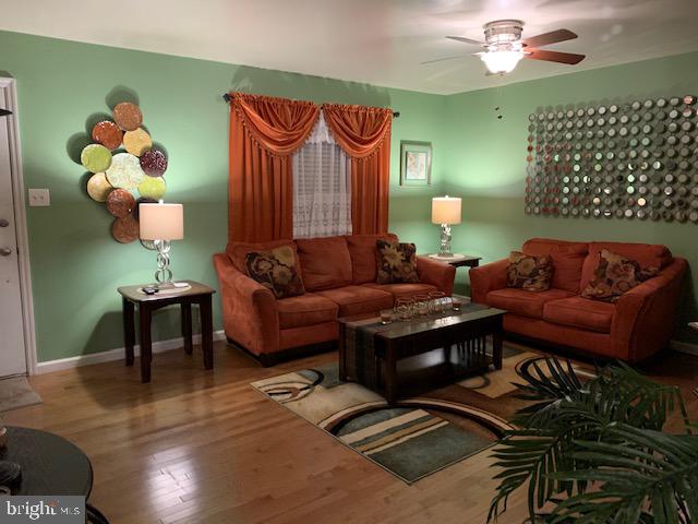 239 Spohn Road Reading, PA 19608 - Photo 2 of 20