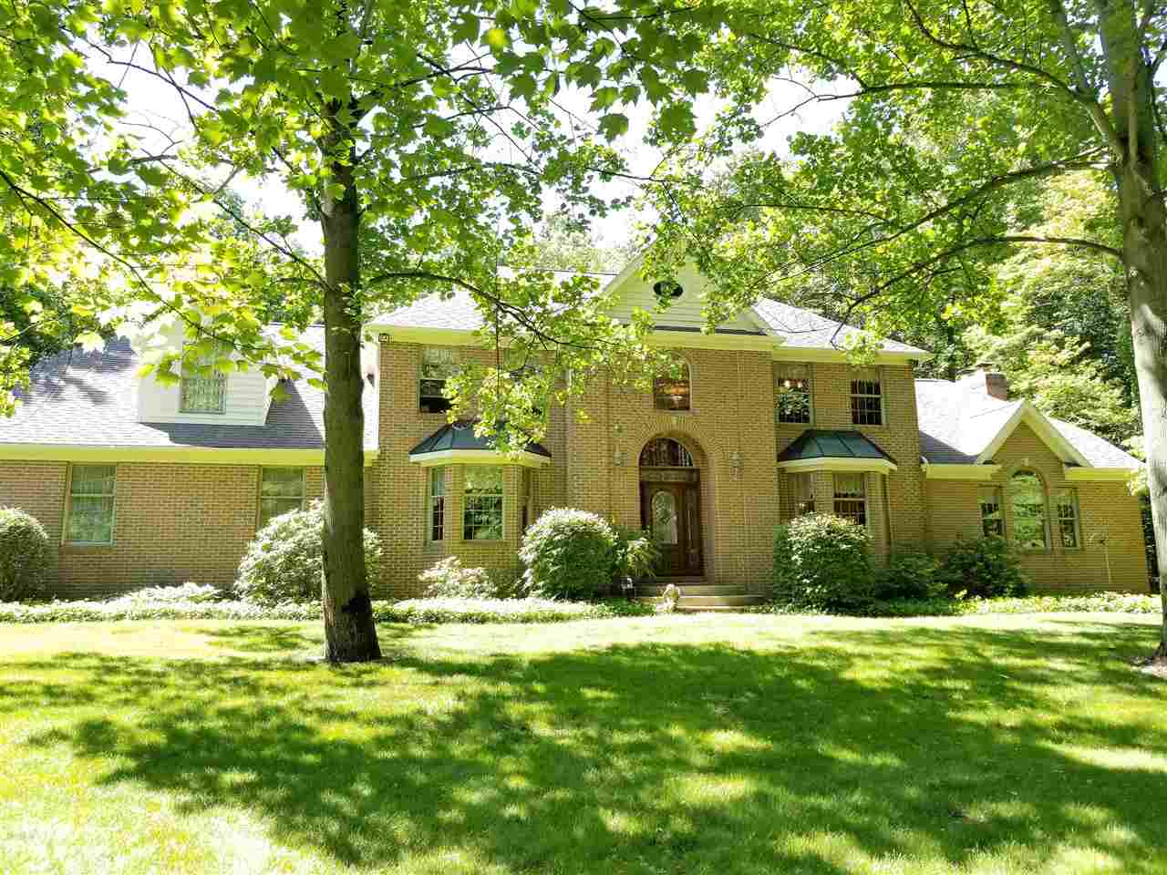 63208 Oak Road South Bend, IN 46614 - Photo 1 of 36