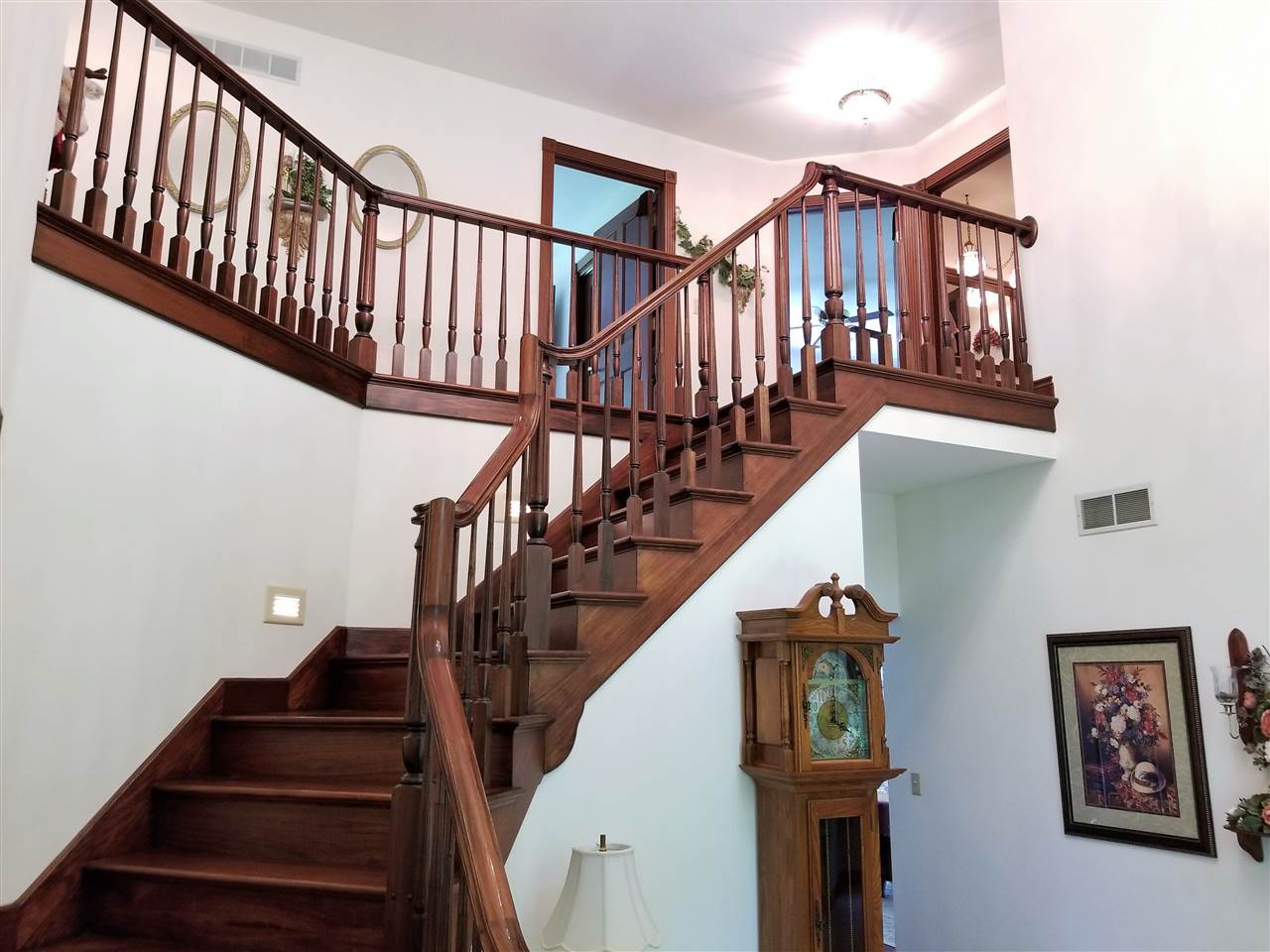 63208 Oak Road South Bend, IN 46614 - Photo 2 of 36