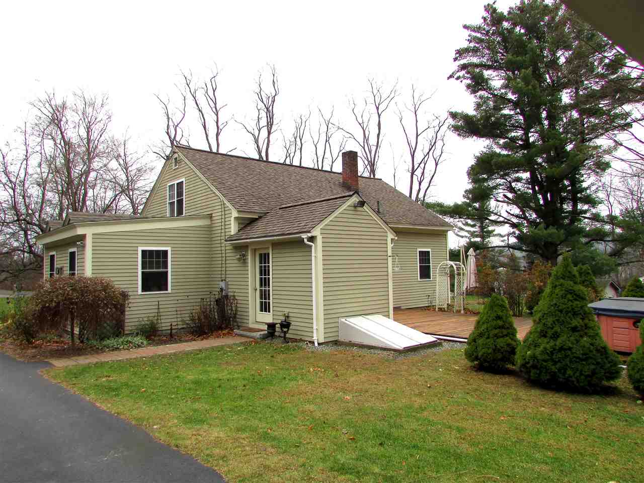 21 Laplante Road Lebanon, NH 03766 - Photo 5 of 31