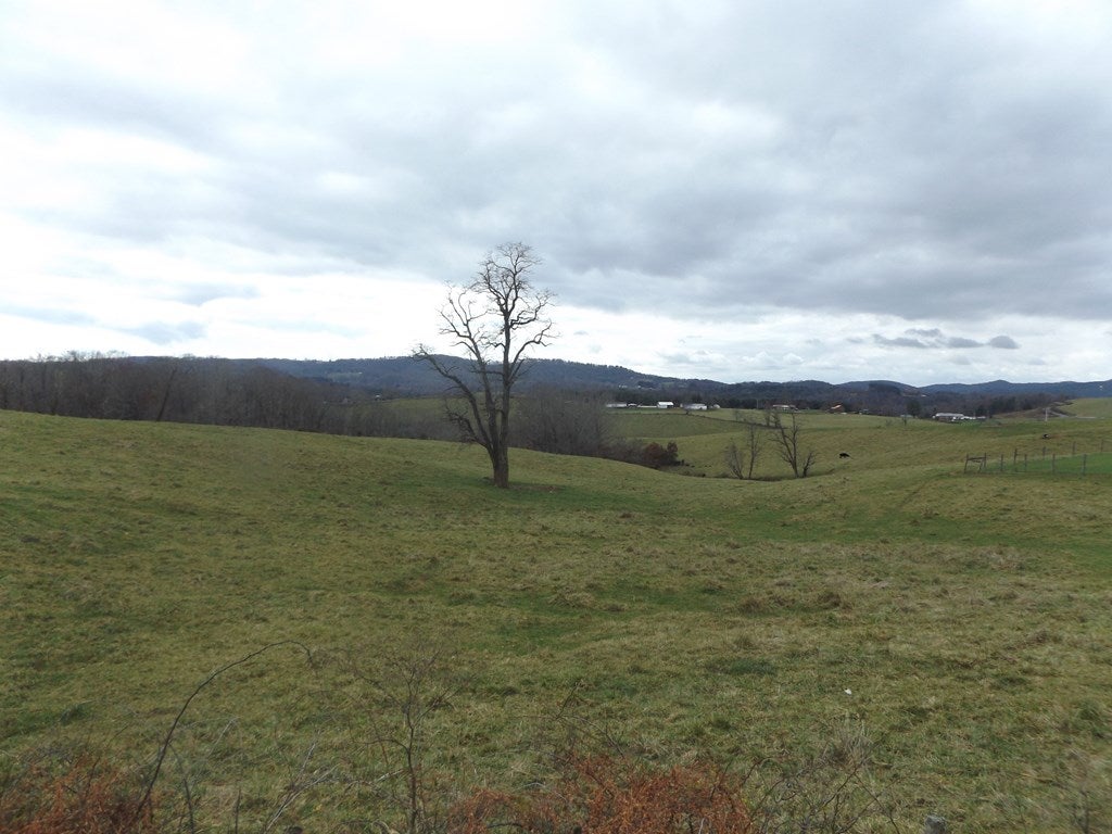 1071 Winding Ridge Road Hillsville, VA 24343 - Photo 59 of 59 Gallery Image 59