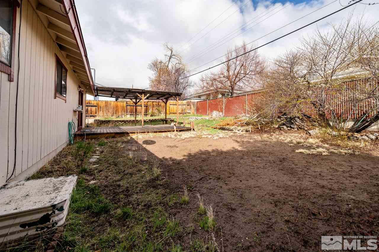 3315 Bowie Road Reno, NV 89503 - Photo 30 of 35 a view of a yard with wooden fence