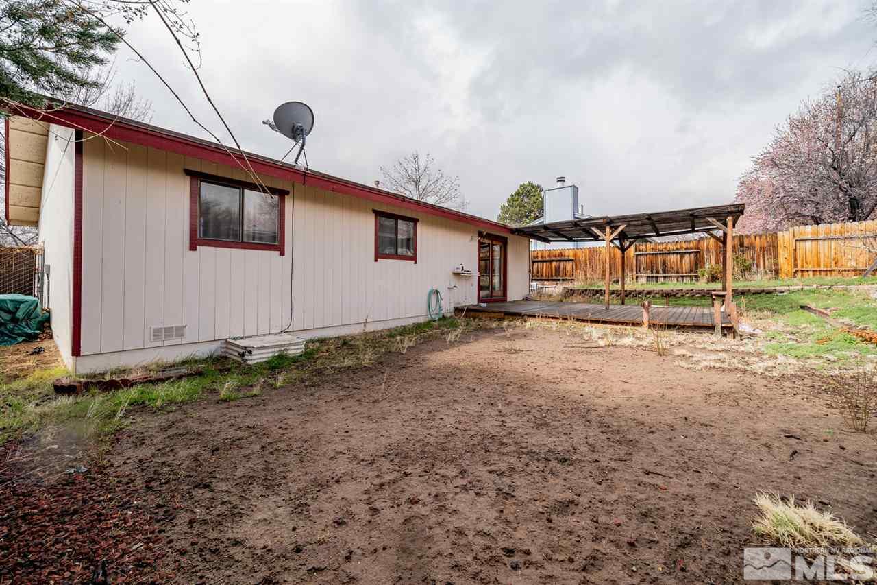 3315 Bowie Road Reno, NV 89503 - Photo 31 of 35 a backyard of a house