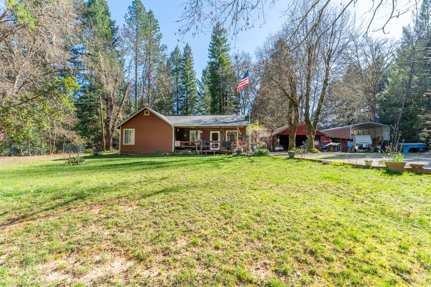 801 Bauer Road Laytonville, CA 95454 - Photo 3 of 17