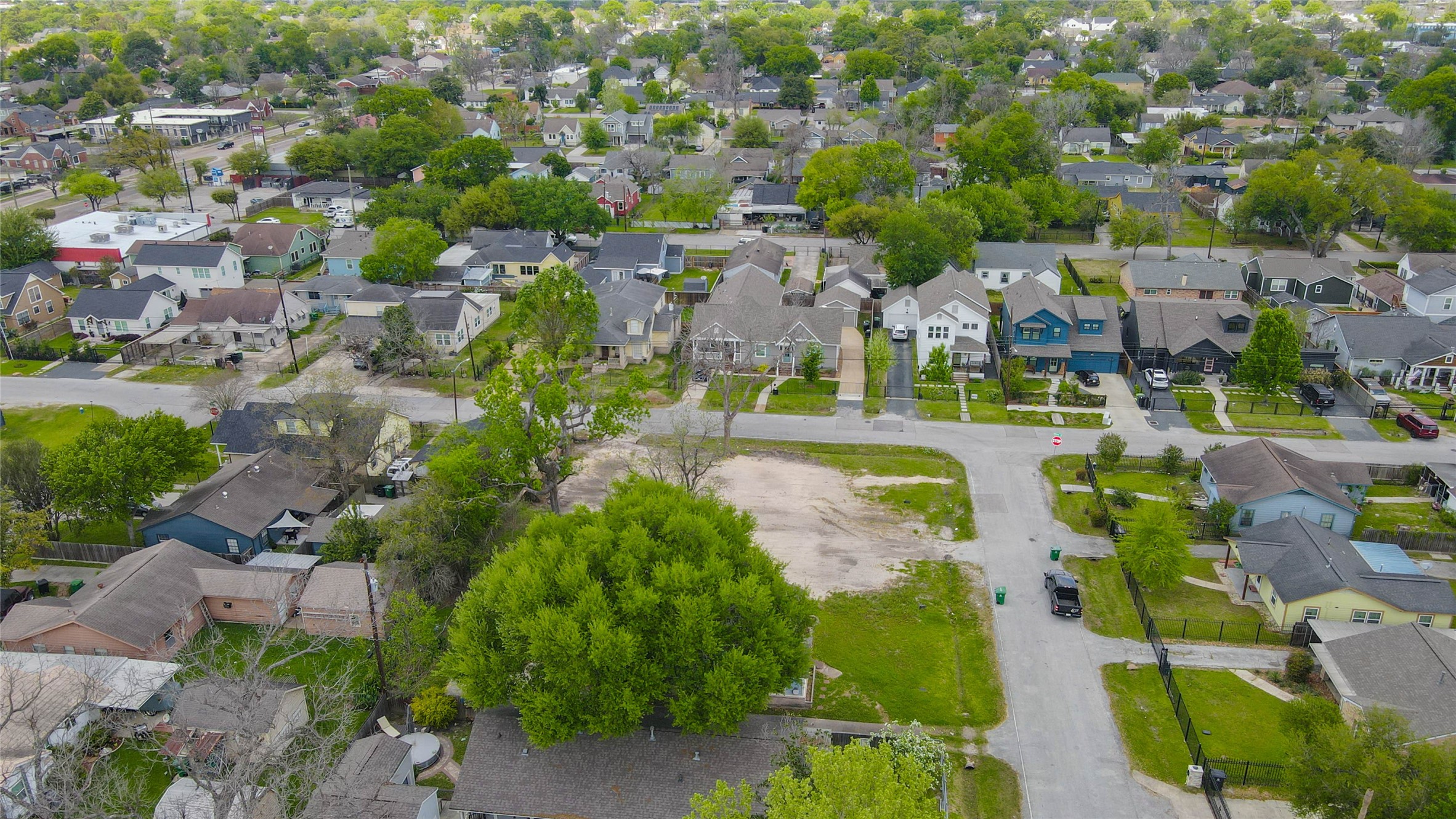 4819 Cetti Street Houston, TX 77009 - Photo 12 of 28 an aerial view of residential houses with outdoor space and swimming pool