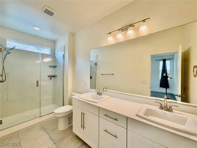 $2,100 | 60 Kimberlite Drive, Henderson, NV 89011