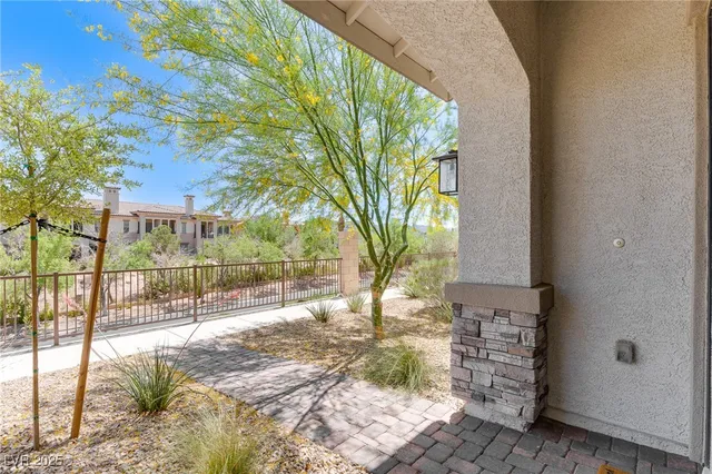 $2,100 | 60 Kimberlite Drive, Henderson, NV 89011