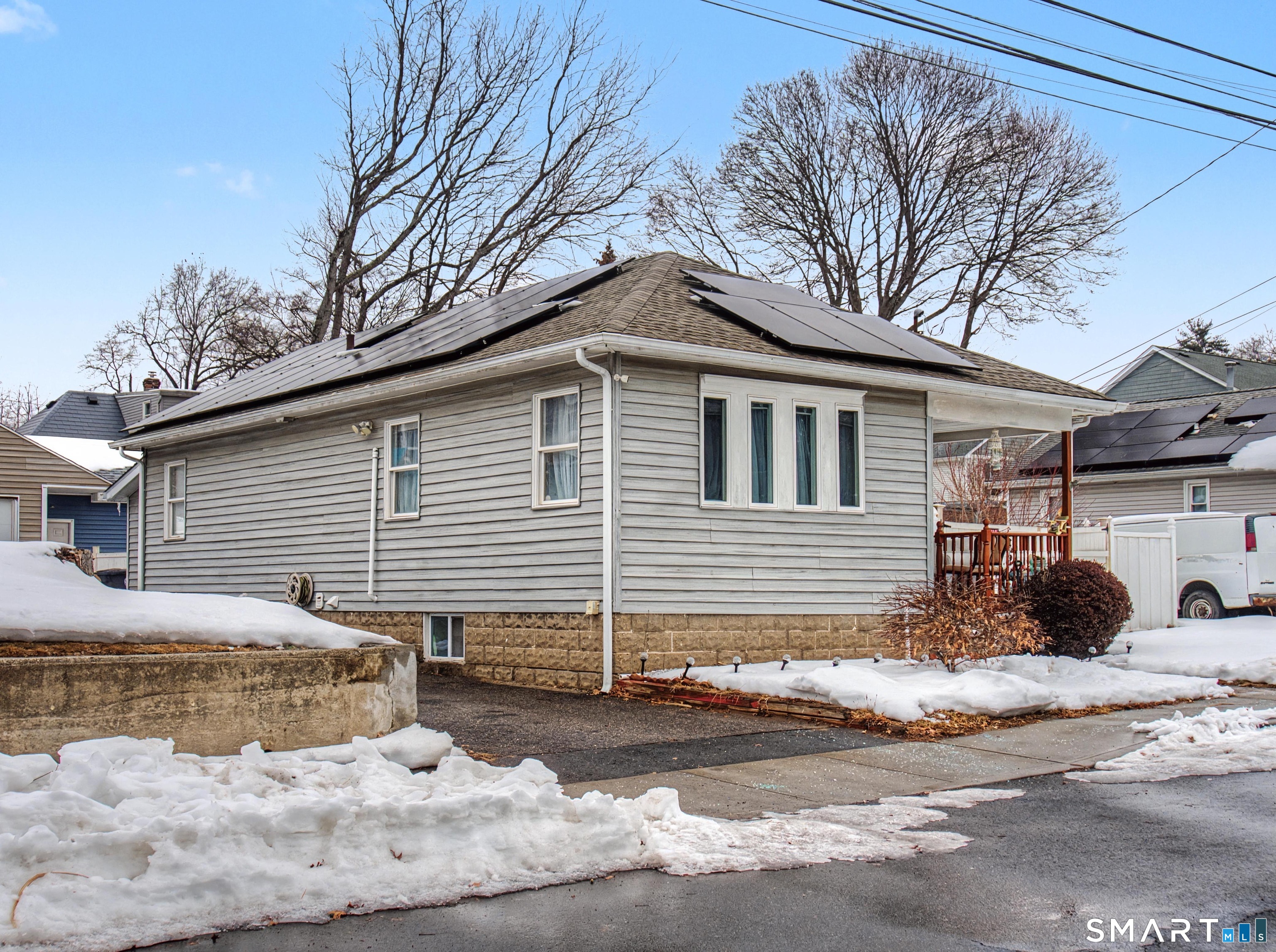 21 Mathew Street Milford, CT 06460 - Photo 1 of 20