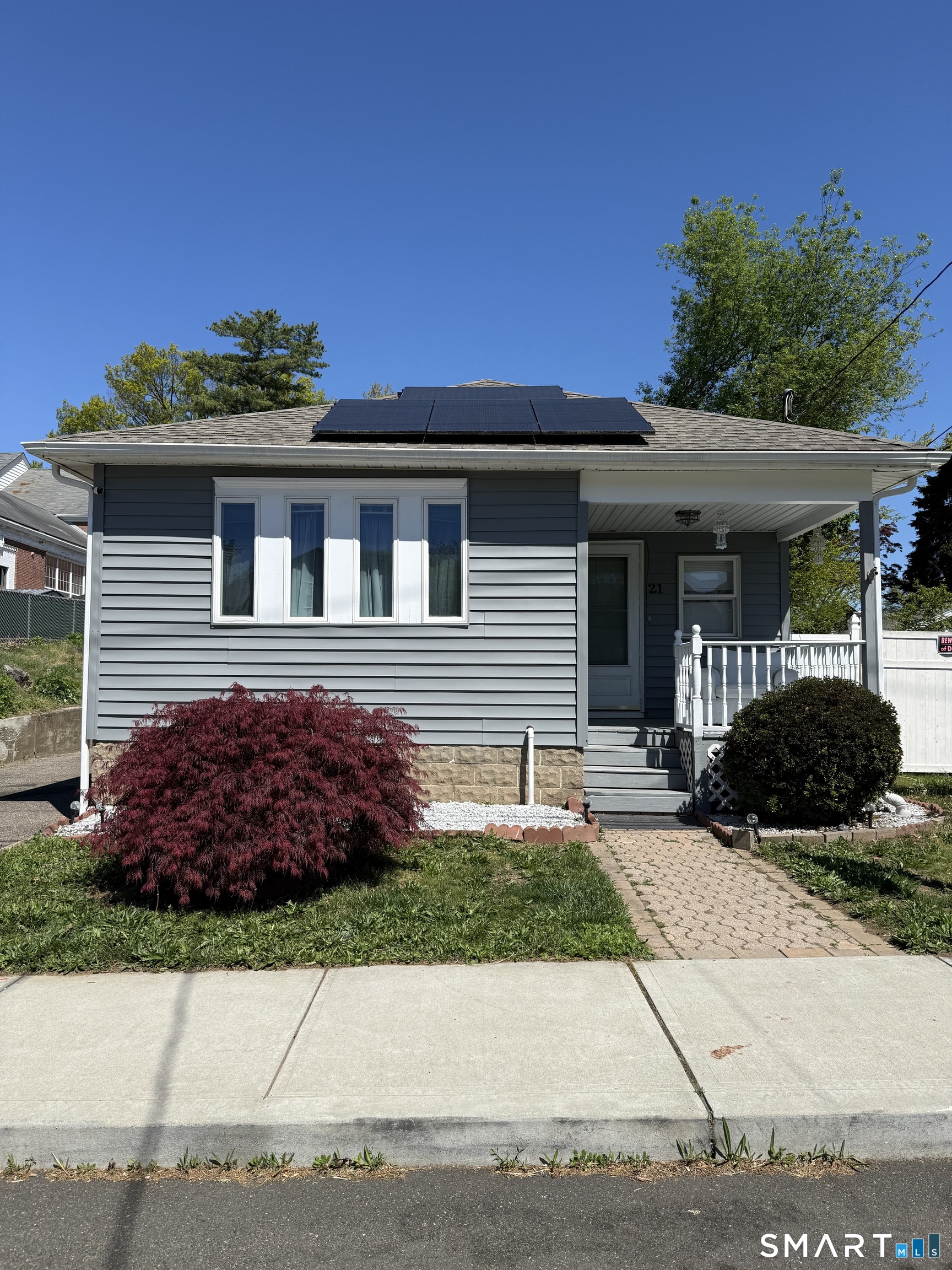 21 Mathew Street Milford, CT 06460 - Photo 1 of 32