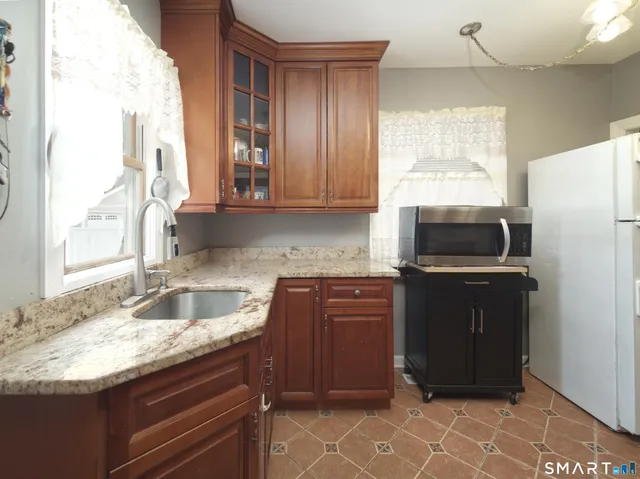 $399,999 | 21 Mathew Street, Milford, CT 06460