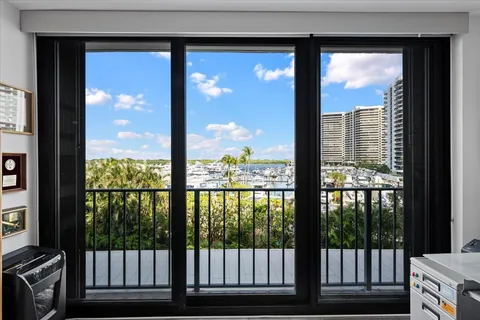 $585,000 | 120 Lakeshore Drive, Unit 436, North Palm Beach, FL 33408