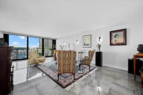 $585,000 | 120 Lakeshore Drive, Unit 436, North Palm Beach, FL 33408