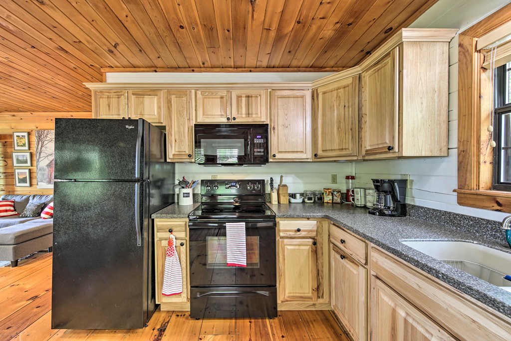 426 Jones Road Epworth, GA 30541 - Photo 10 of 34