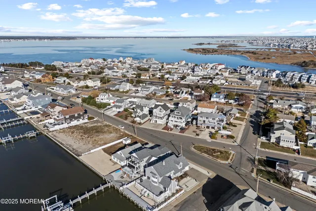 $999,900 | 206 Roanoke Avenue, Unit PELICAN ISLAND, Seaside Heights, NJ 08751