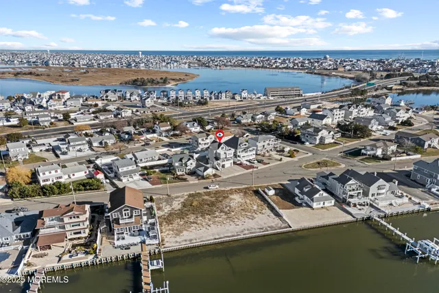 $999,900 | 206 Roanoke Avenue, Unit PELICAN ISLAND, Seaside Heights, NJ 08751