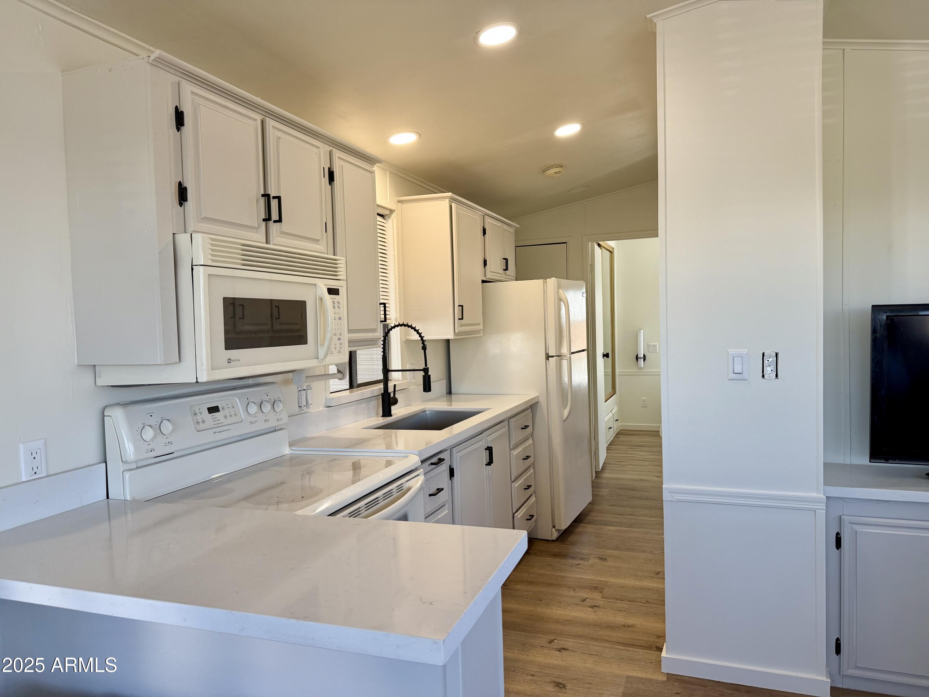 7750 E. Broadway Rd. #23
