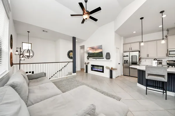 $2,600 | 4942 Carranza Court, Manvel, TX 77583