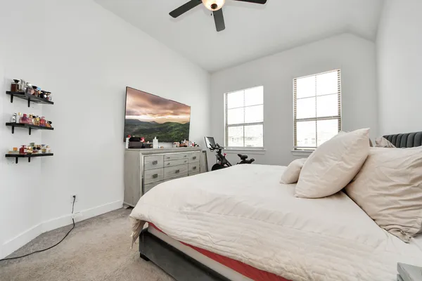 $2,600 | 4942 Carranza Court, Manvel, TX 77583